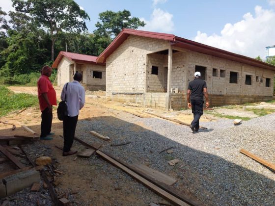 Construction de la cité municipale et du motel municipal